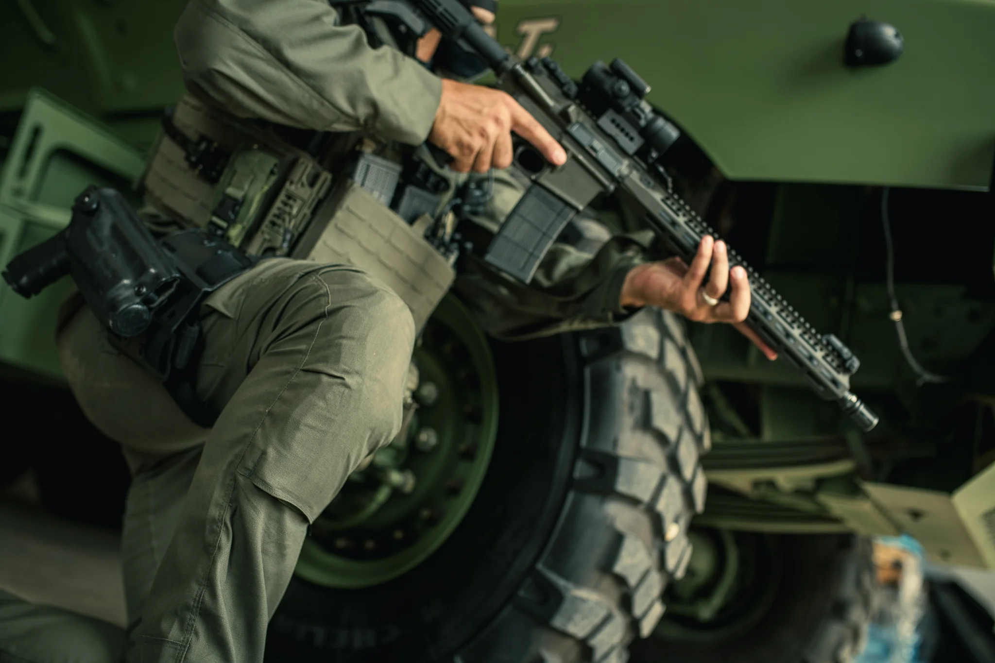 FlexDefense Tactical Knee Pads - Image 12