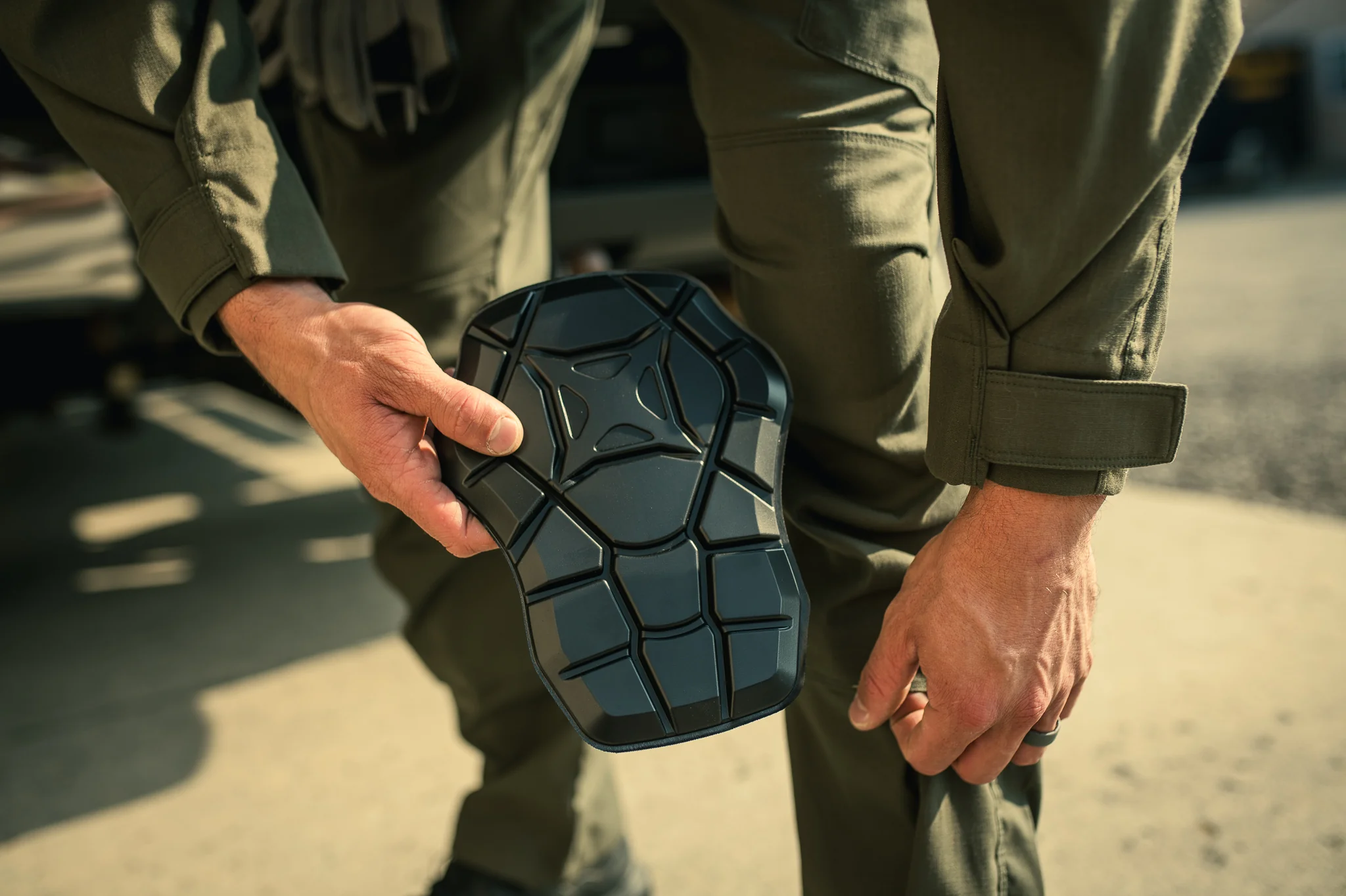 FlexDefense Tactical Knee Pads - Image 7