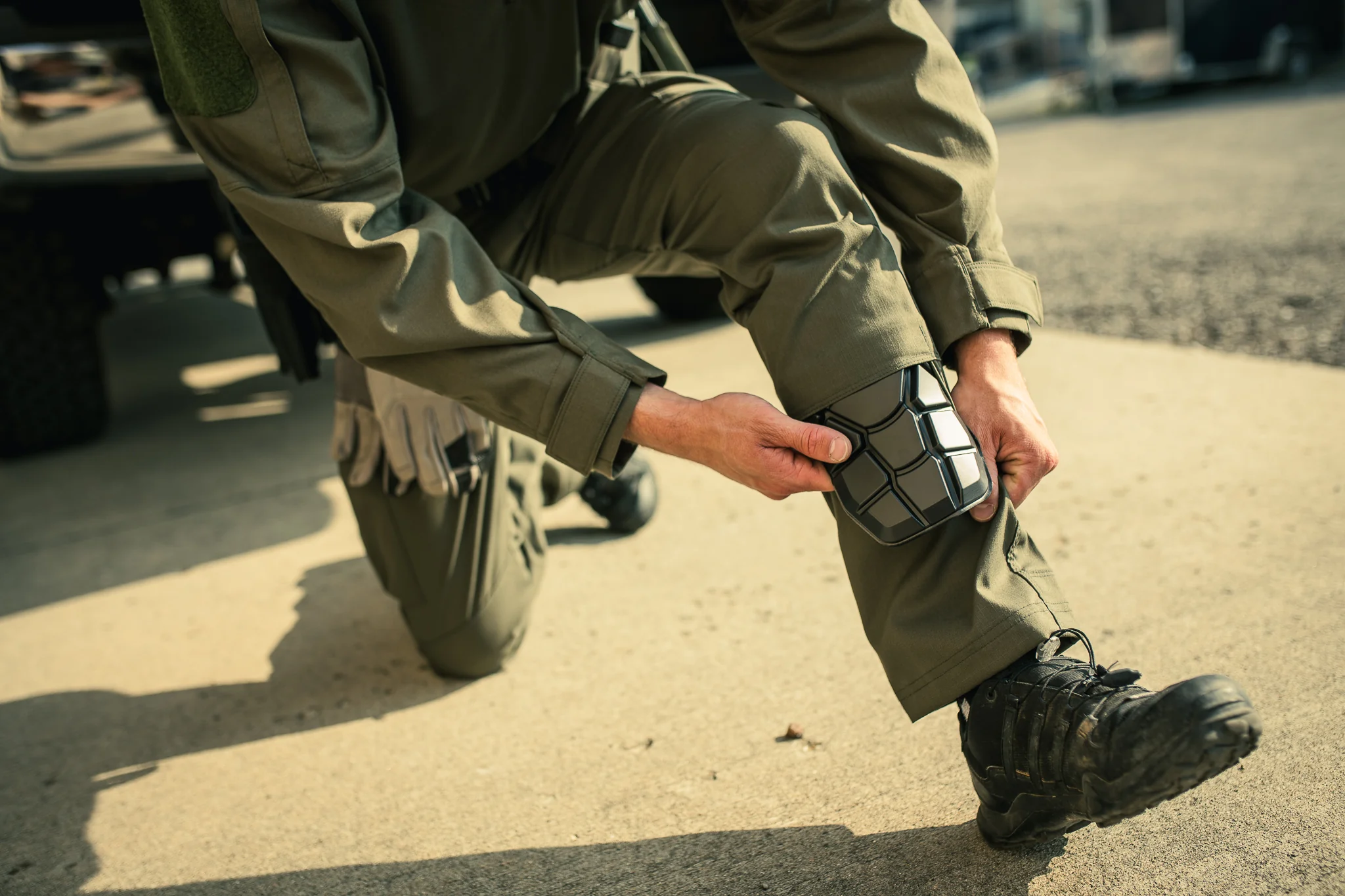 FlexDefense Tactical Knee Pads - Image 9