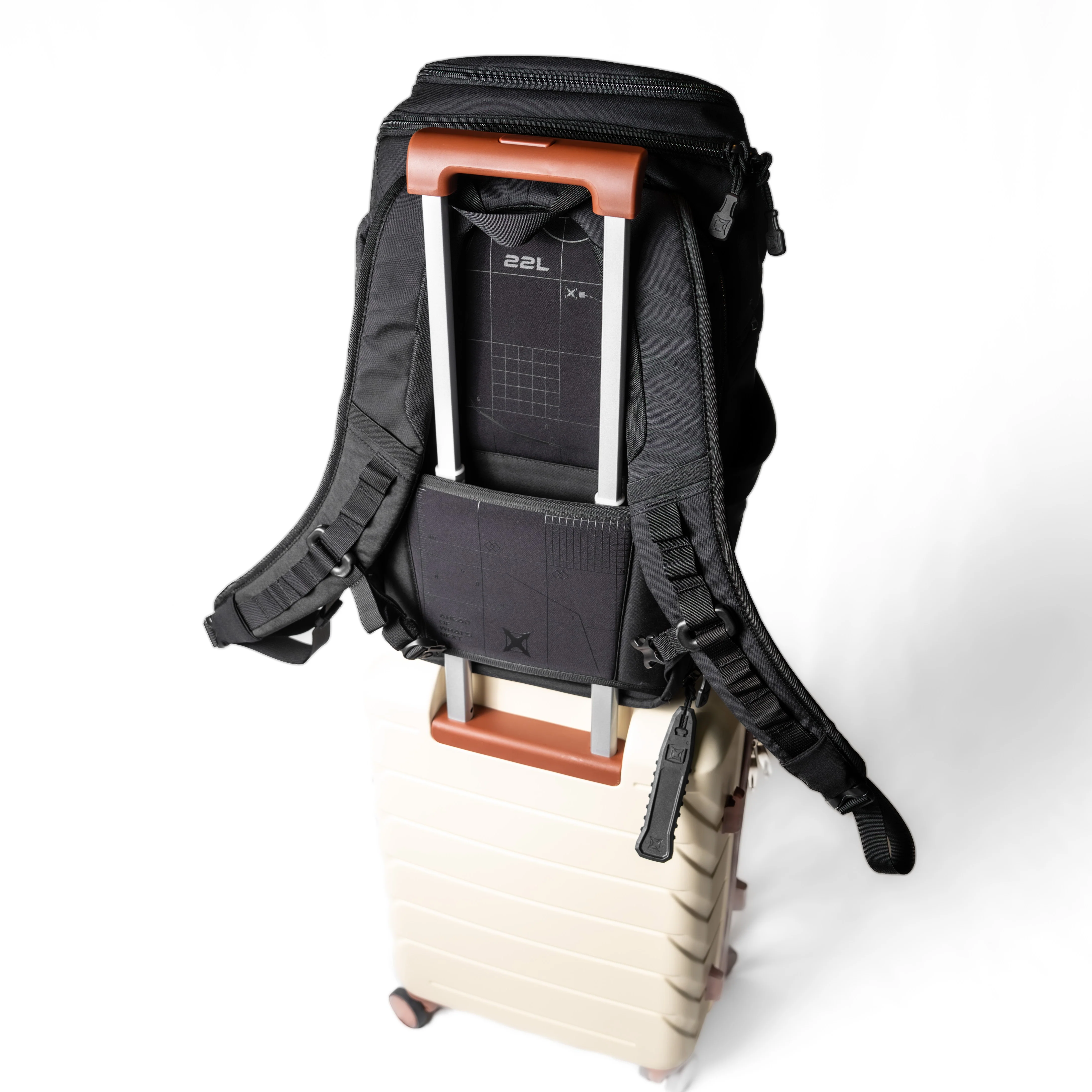 Gamut 22L Backpack - Image 17