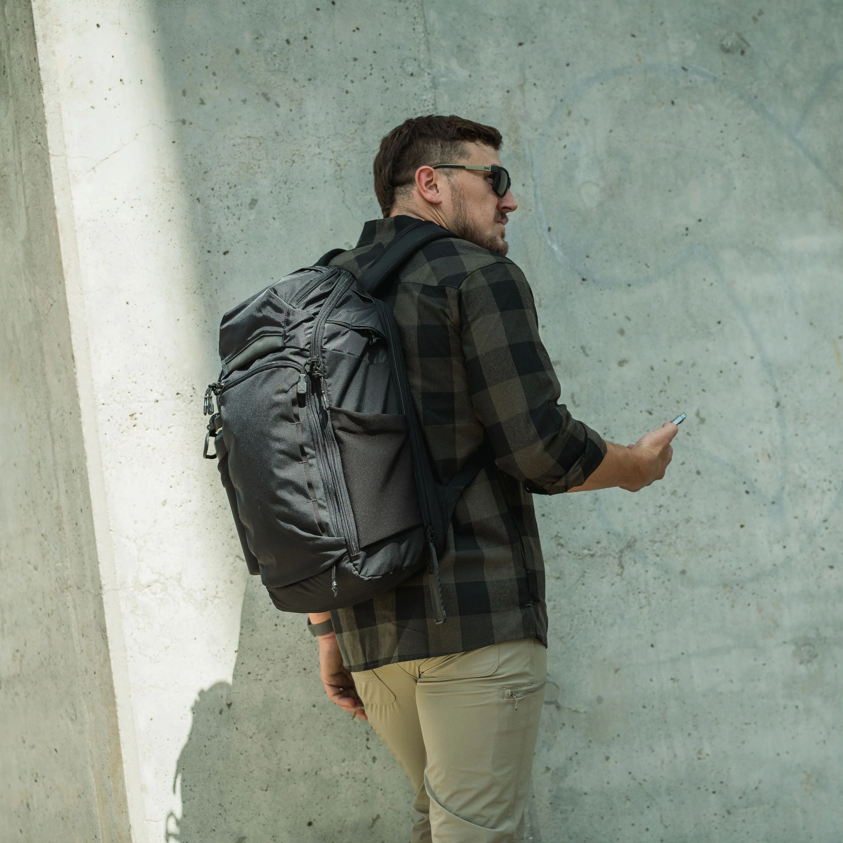 Gamut 32L Backpack - Image 24