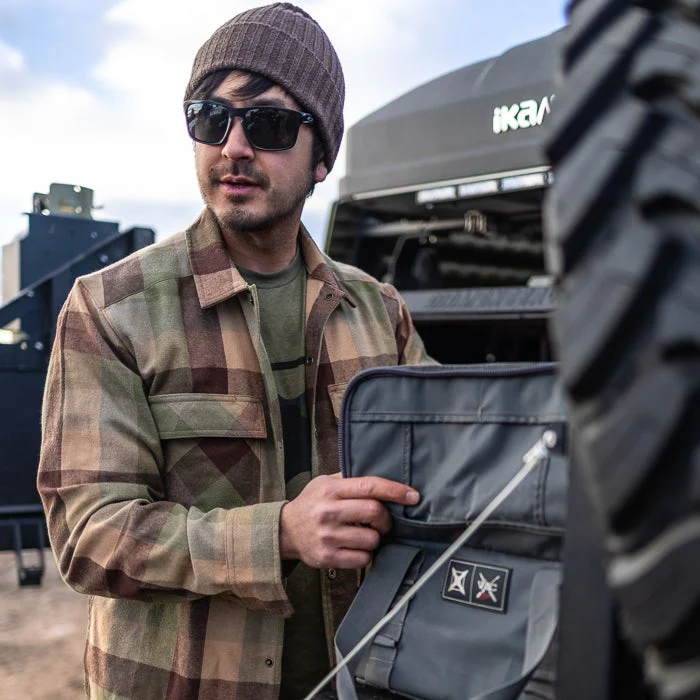 Last Line Flannel - Image 11