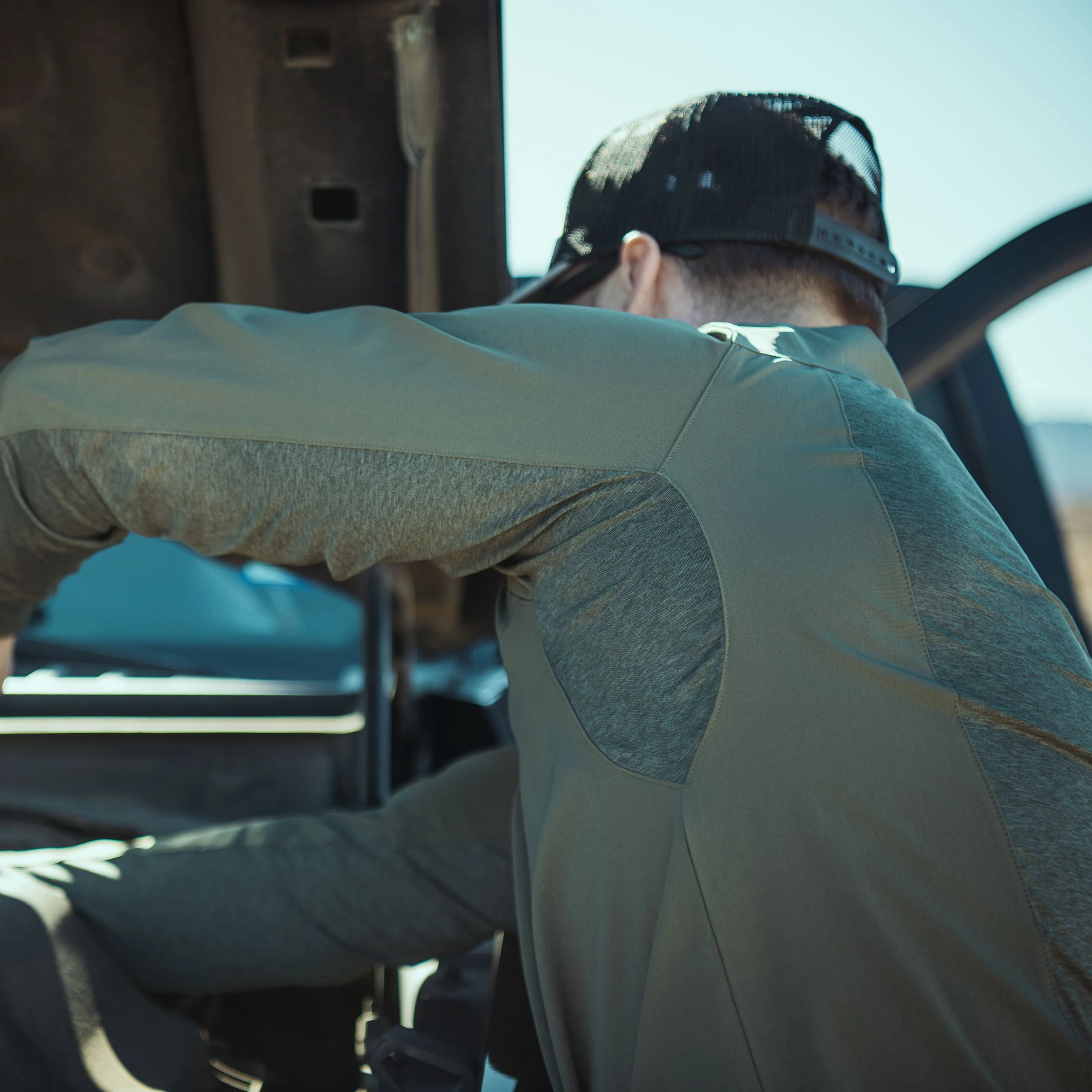 Expedition Men's Long Sleeve Shirt - Image 15