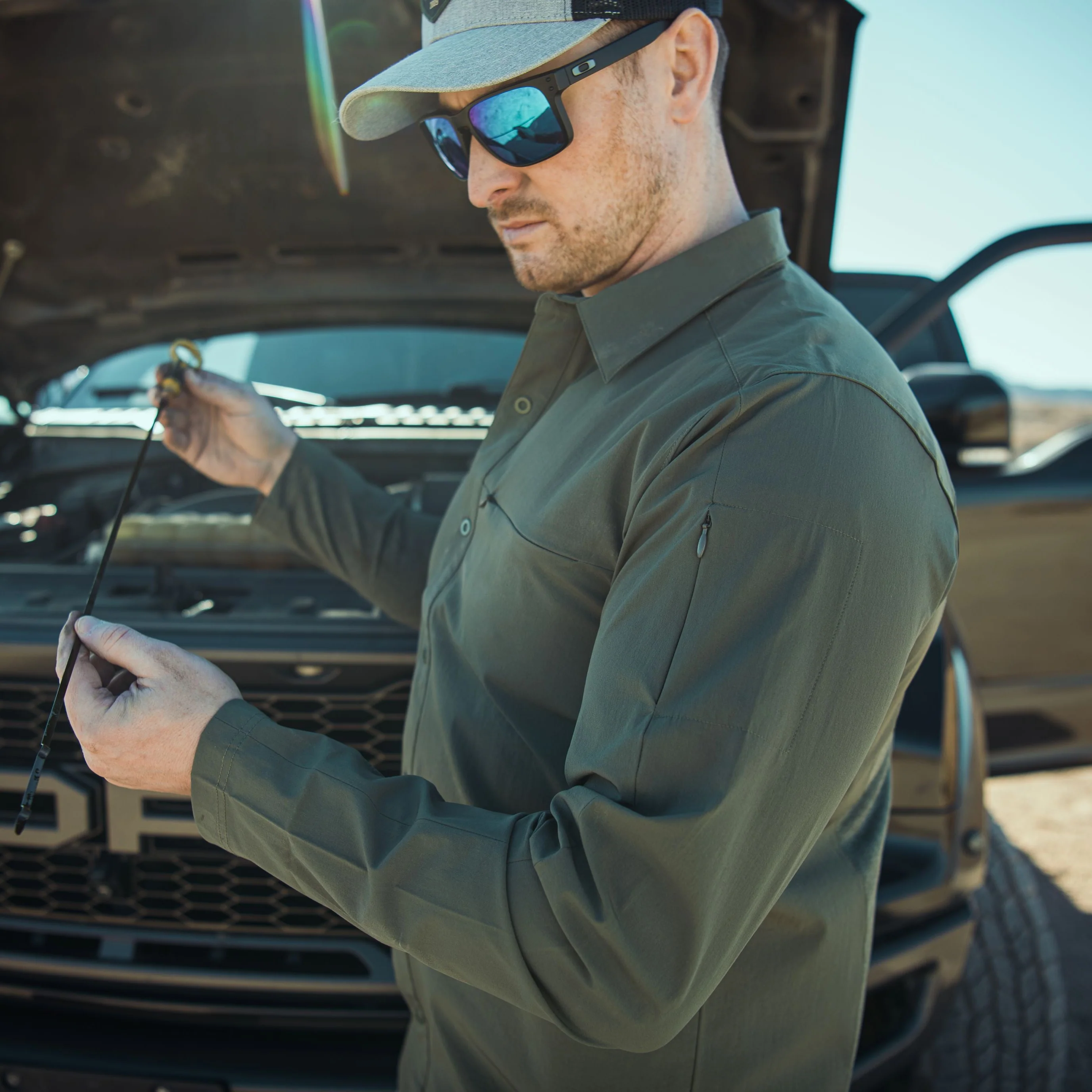 Expedition Men's Long Sleeve Shirt - Image 18